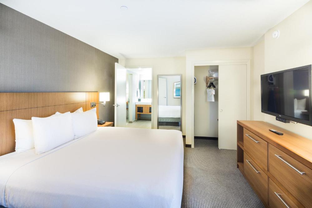 One-Bedroom King Suite with Sofa Bed interior